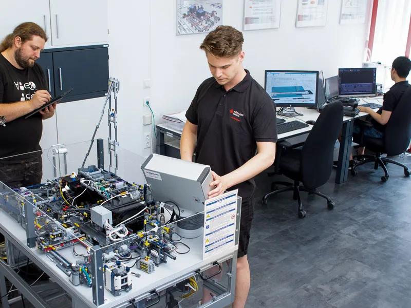 Smart Factory geht in Betrieb